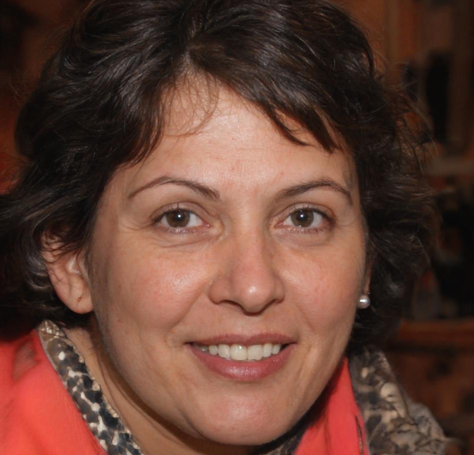 Portrait de Noémie Estève, responsable des programmes